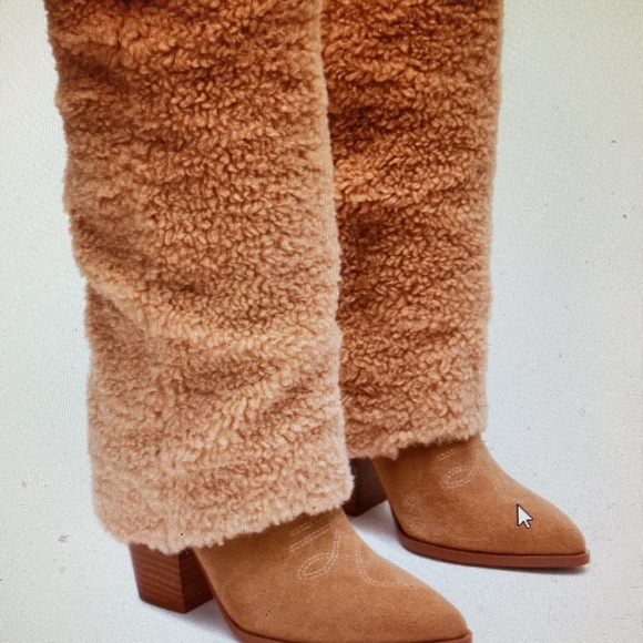 🍀St Patrick’s Sale🍀BrownBeauties NEW Bounty FauxFur Sherpa TallHeeled Boots NIB - Picture 2 of 15